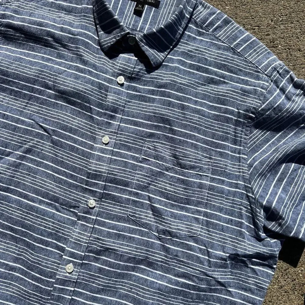 Banana Republic blue stripe button down, short sleeves, men's size XL